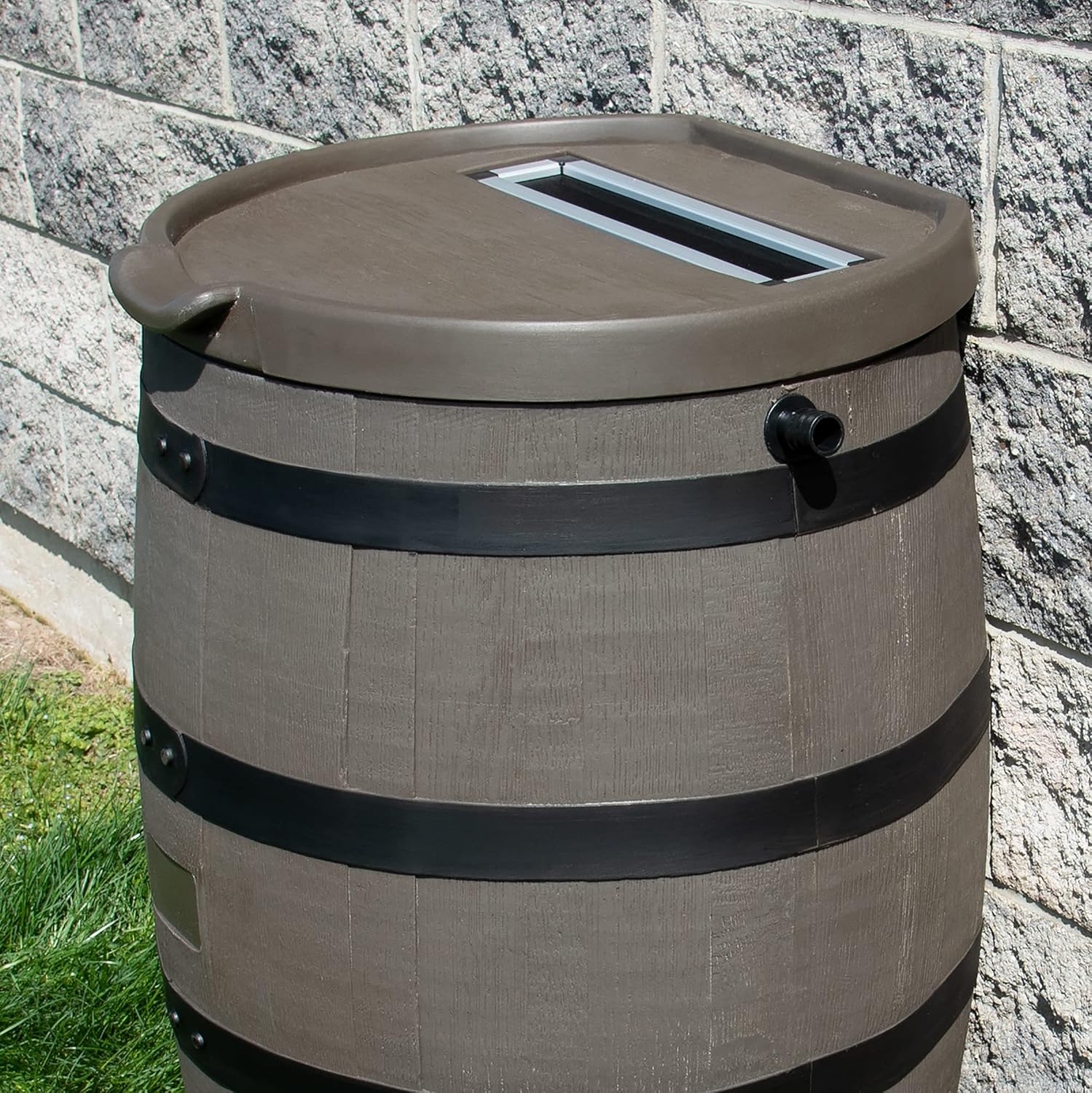 RTS Home Accents Polyethylene Premium Flat Back Rain Barrel with Removable Lid, 55 Gallon, Woodgrain with Black Stripes
