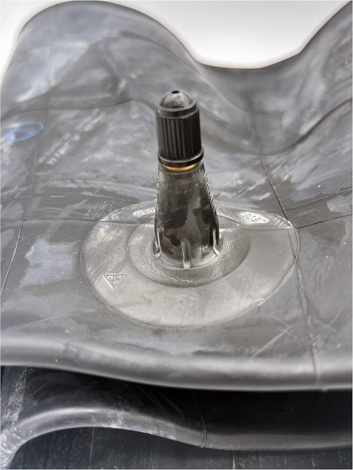 Trans American 11L15/11L16 Inner Tube with TR-15 Valve Stem.