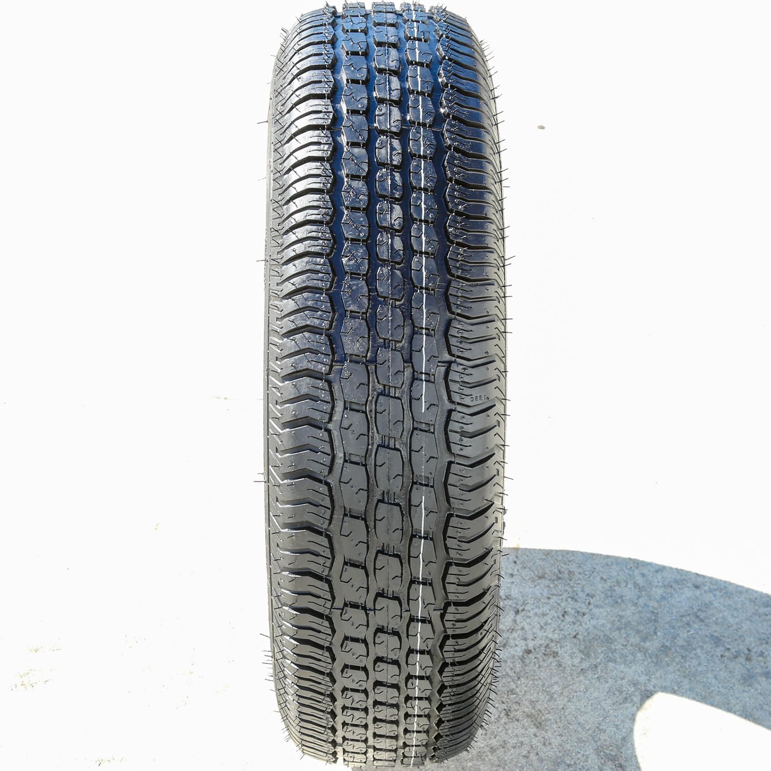 Tornel Classic P235/75R15 105S All Season Radial Tire
