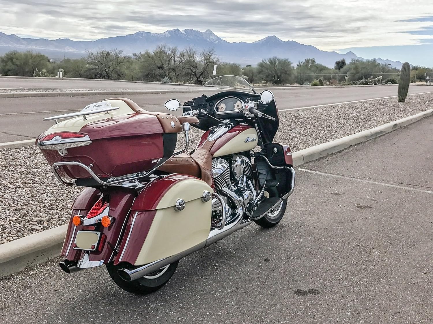 AntennaMastsRus - The Original 6 3/4 Inch is Compatible with Indian Challenger | Pursuit | Roadmaster (2015-2024) - Short Rubber Antenna - Internal Copper Coil - Premium Reception - German Engineered