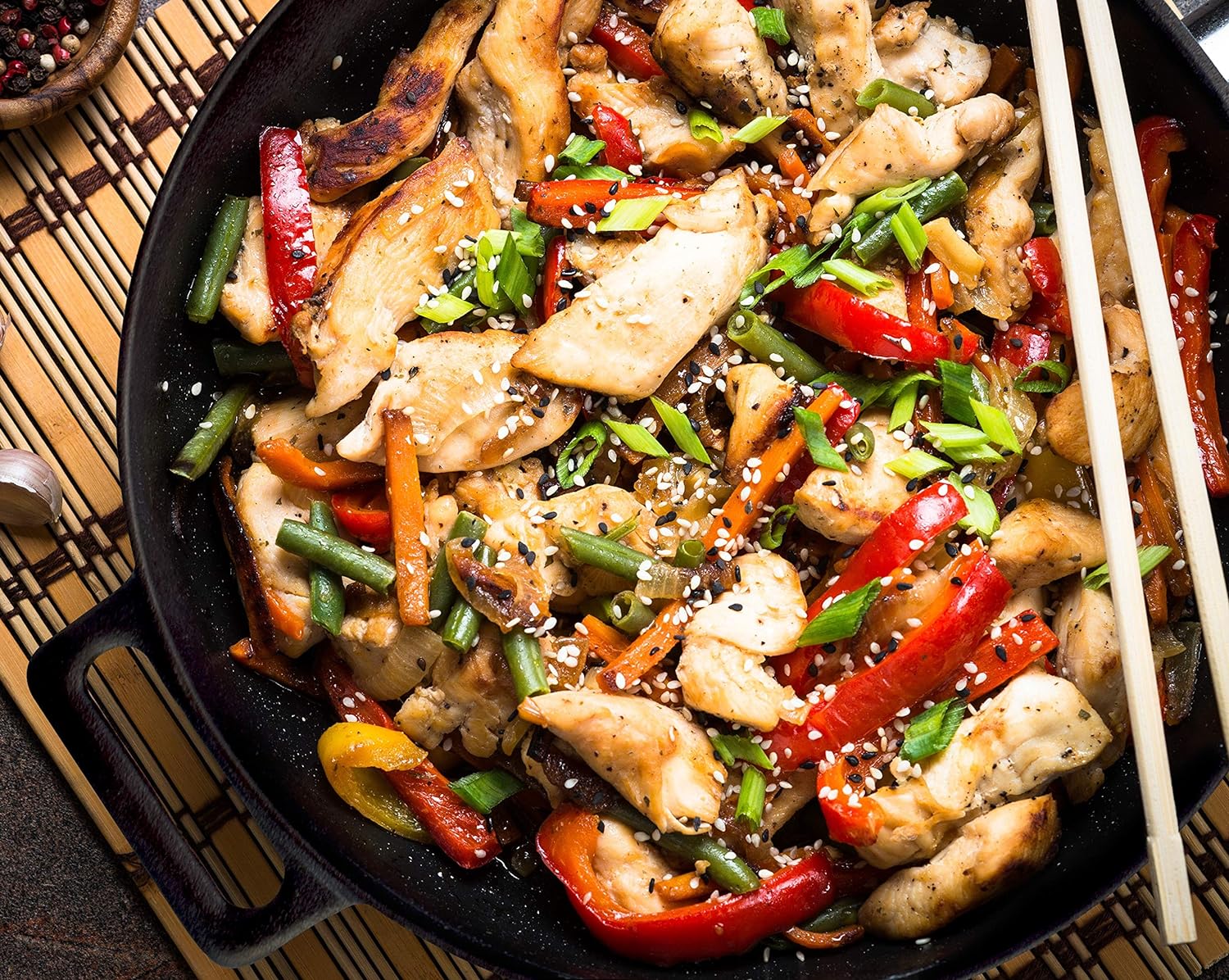 Jim Beam 12'' Pre Seasoned Heavy Duty Construction Cast Iron Grilling Wok, Griddle and Stir Fry Pan