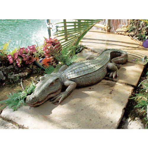 Design Toscano JE111535 Swamp Beast Lawn Alligator Crocodile Outdoor Garden Statue, Large, 37 Inches Long, Handcast Polyresin, Reptile Green Finish
