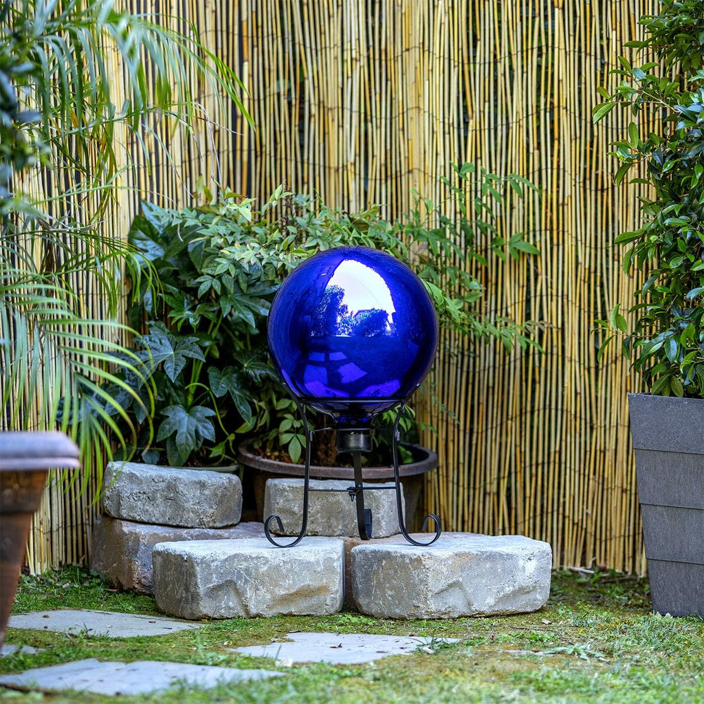 Alpine Corporation 10" Diameter Blue Glass Gazing Globe with 10" Tall Black Iron Stand